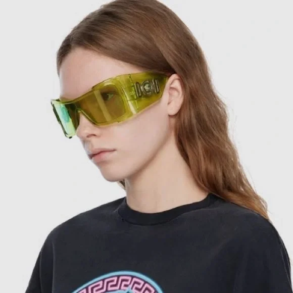 Versace Sunglasses, New - Picture 5 of 7